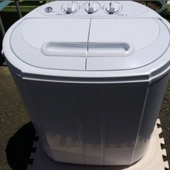 【値下げしました】小型二層式洗濯機（3kg）脱水付きの画像