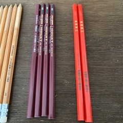 鉛筆13本赤鉛筆2本の画像