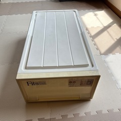 衣装ケース