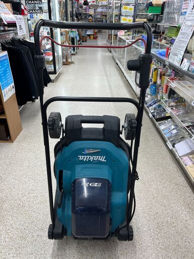 マキタ　充電式芝刈機　MLM432D　※充電器、バッテリーなし