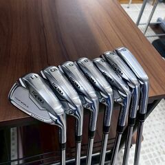 HONMA/本間ゴルフ ゴルフセット TOUR WORLD 11本セット ヘッドカバー付きの画像