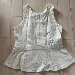 レディース　ノースリーブ　トップスの画像