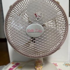 キティちゃんミニ扇風機の画像