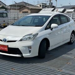 月々2.5万円～　自社ローン歓迎　☆プリウス30後期☆シートカバー新品の画像