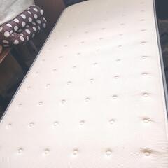 😺ニトリ　分厚いマット　シングルベッドの画像