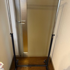 ハンガーラック(伸縮)