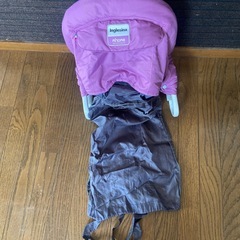ベビーチェア　Inglesina mhome 紫の画像