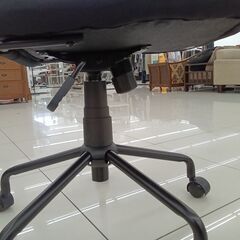 ★ジモティ割あり★  チェア ブラック H88-94×D50×W50 クリーニング済み HJ6358の画像