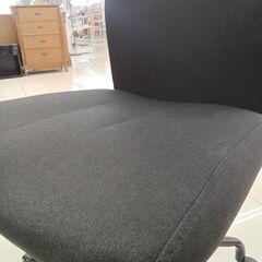 ★ジモティ割あり★  チェア ブラック H88-94×D50×W50 クリーニング済み HJ6358の画像
