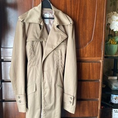 メンズ　カーキ色コート　Lサイズ
