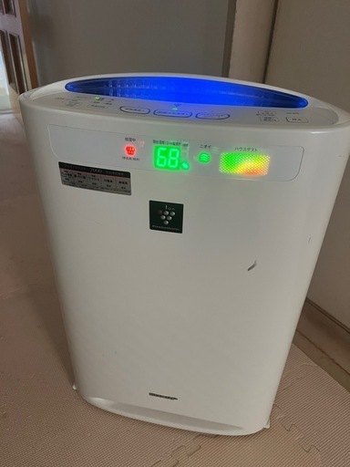 定番人気！ 加湿空気清浄機シャープKC-A70-W (りき) 島原の季節、空調家電 空気清浄機・イオン発生器