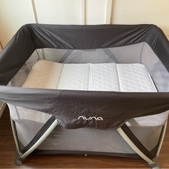 nuna トラベルコットセナ の画像