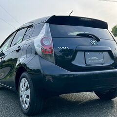 コミコミ🚘車検丸2年！ETC！スマートキー！プッシュスタート！修復歴無！点検整備付！アクア！ハイブリッド！の画像