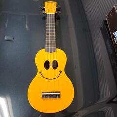 MAHALO (マハロ) ソプラノ ウクレレ アートシリーズ イエロー アクセサリーパック付 U/SMILE YWK

の画像