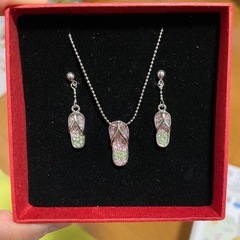新品未使用・ピアス&ネックレス