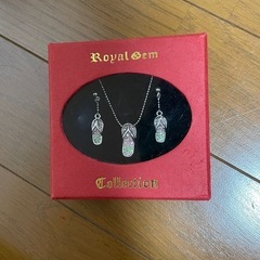新品未使用・ピアス&ネックレスの画像