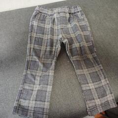 値下げしました。子どもズボン7枚セットの画像