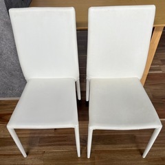 【取引中】ダイニングテーブル＋椅子セットの画像