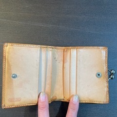 COACH 二つ折り財布 モノグラム柄　がま口　札入れ仕切りありの画像