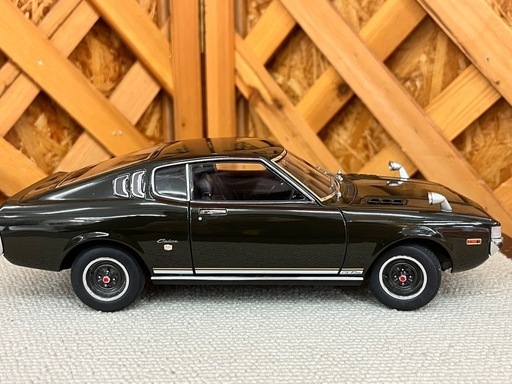 【愛品館江戸川店】1/18 トヨタ セリカ リフトバック 2000GT  モスグリーン ID:113-049938-007