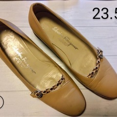 【中古品】Salvatore Ferragamo フラットシューズ 23.5cmの画像