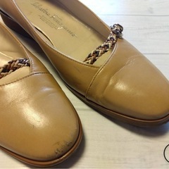【中古品】Salvatore Ferragamo フラットシューズ 23.5cmの画像