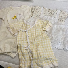 ベビー服　黄色