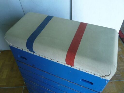 【中古】YOSHIDA 吉田体機工業 小型 とび箱 8段 跳び箱 奥行800×高さ1000 飛び箱 学校 クラブ 体操 ヨシダ