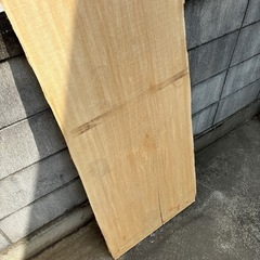 幅広のサワクルミ板①木材　一枚板　DIY　無垢材の画像