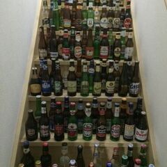 世界のビール瓶（空）100本超　