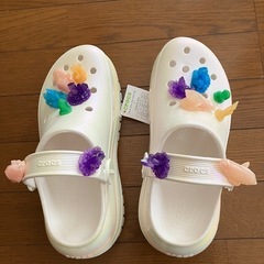 新品　クロックス　ジビッツ7個セットの画像
