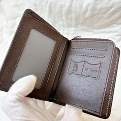 【新品】　二つ折り財布　メンズ 本革 ブラウン　コンパクト プレゼント　シンプル　箱付きの画像