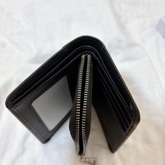 【新品】　二つ折り財布　財布 メンズ 本革 黒　ブラック　2つ折り コンパクト ファスナー　小銭入れ 箱付き　 プレゼントの画像