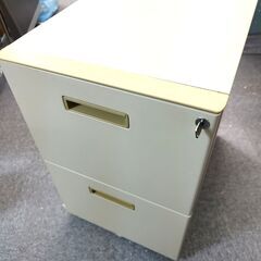デスクワゴン 机下キャビネット あげます