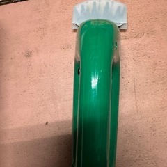 【伊那市引き取り限定】充電式芝生バリカンの画像