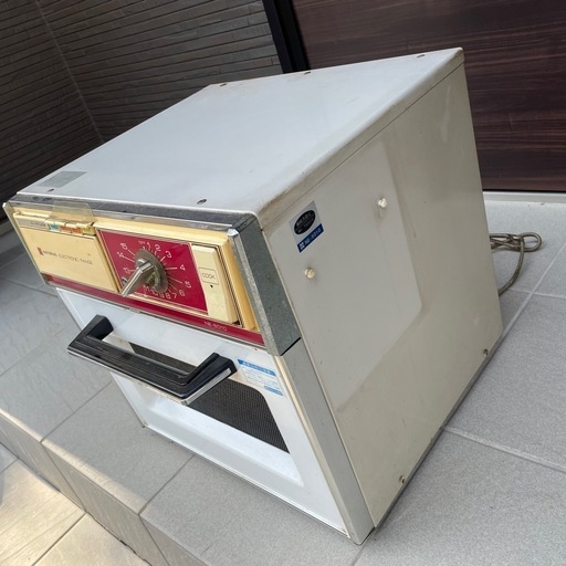 アンティーク　博物館　昭和レトロ　家電　National 電子レンジ　骨董品 昭和レトロNational 電子レンジ - メルカリ