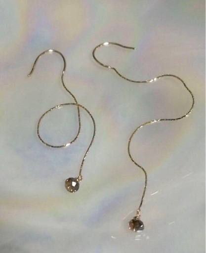 K18アクセサリー　チェーンピアス　0.5g YG