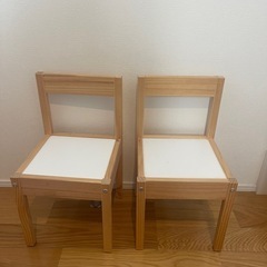 IKEA イケア　LATT 机　椅子の画像
