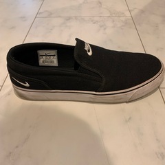 【決まりました】NIKE ナイキ　スニーカー　スリッポンの画像
