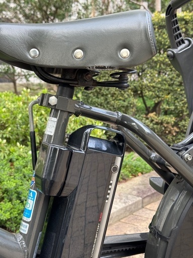 ブリヂストンビッケグリ　ダークグレイ