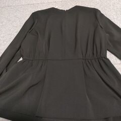 ユナイテッドアローズ　ペプラムカットソーの画像