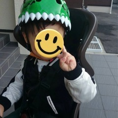 『お譲り先決まりました』【子供用】自転車用ヘルメット⭐︎恐竜⭐︎中古の画像