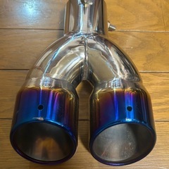 デュアルマフラーカッター チタン風 2本出しの画像