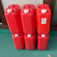 灯油タンク(18リット)6個
