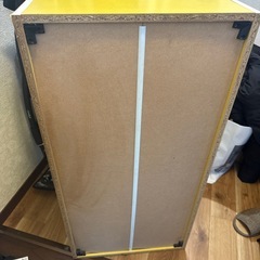 カラーボックスブルー、イエローの画像