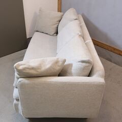 unico(ウニコ)のRAUFA(ラウファ) 3シーターソファです unico(ウニコ)のRAUFA(ラウファ) 3シーターソファです