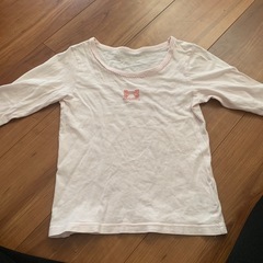 長袖シャツ　110