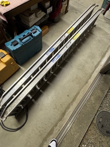 長谷川工業アルミブリッジHBBN-240-30-1.2 積載重量1200 長谷川工業アルミブリッジHBBN-240-30-1.2 積載重量1200