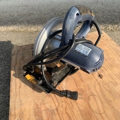 ⭐️実働　丸鋸　145ミリ　大工道具　電動工具　DIYにいかがでしょうか(^^)の画像