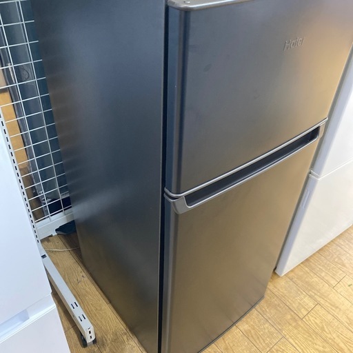 ?美品?2024年製 Haier 120L冷蔵庫 JR-HS12A 一人暮らし コンパクト 2ドア ブラックカラー オシャレNo528